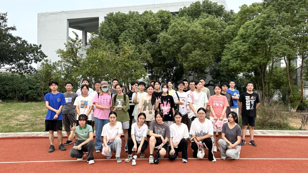 空中乘务专业2020级“3+2”专本贯通班34名学生顺利转入本科院校学习