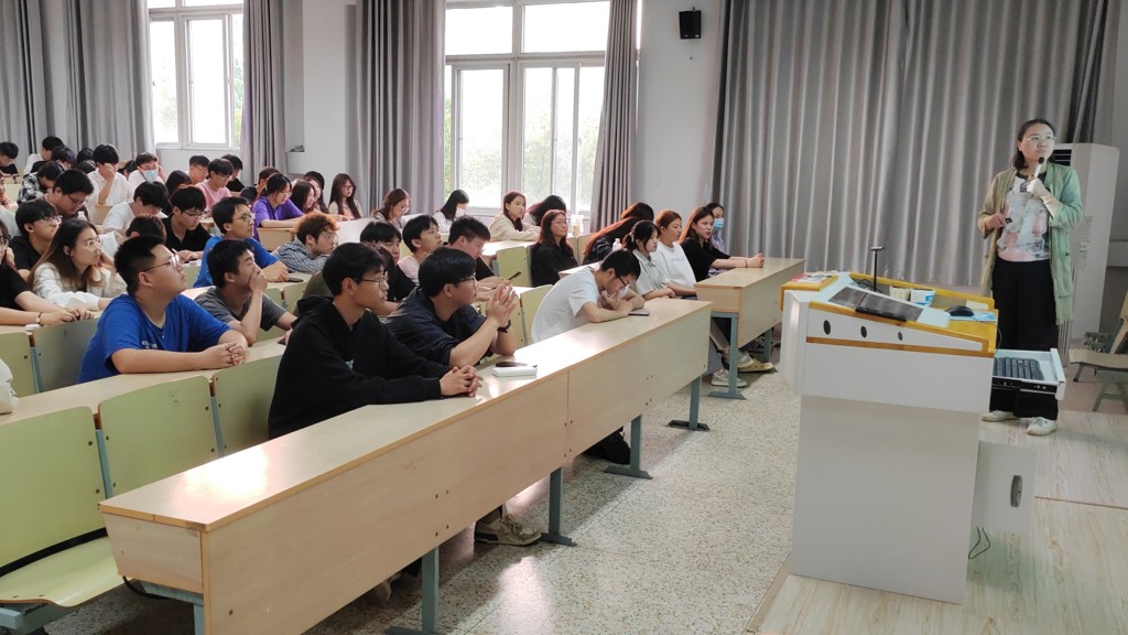 betway必威开展“重塑心秩序，青春再启航”心理委员和心理气象员专项技能培训活动